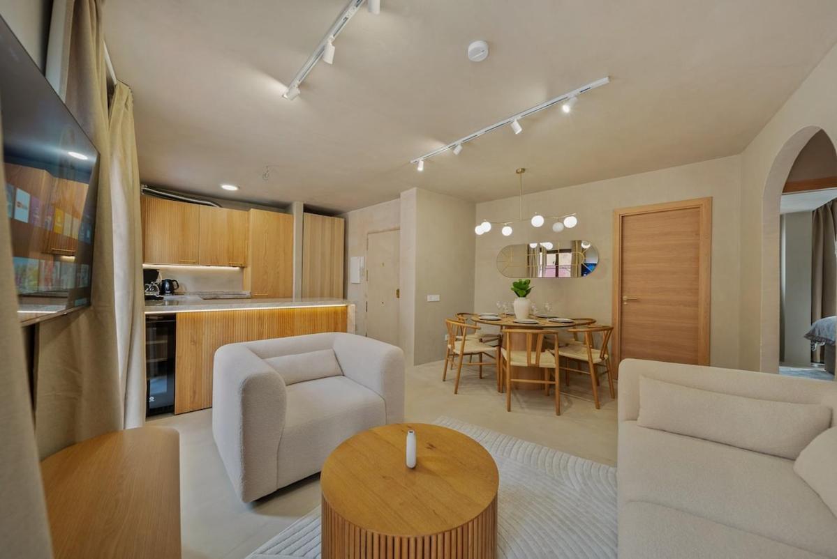 3 Bedroom In Old Town Apartamento *